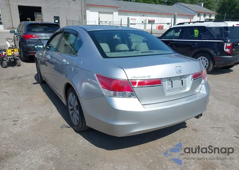 2011 Honda Accord 2.4 Ex-L from USA, damaged, VIN 1HGCP2F80BA098639